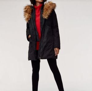 Aritzia Babaton Julian Parka Black Small